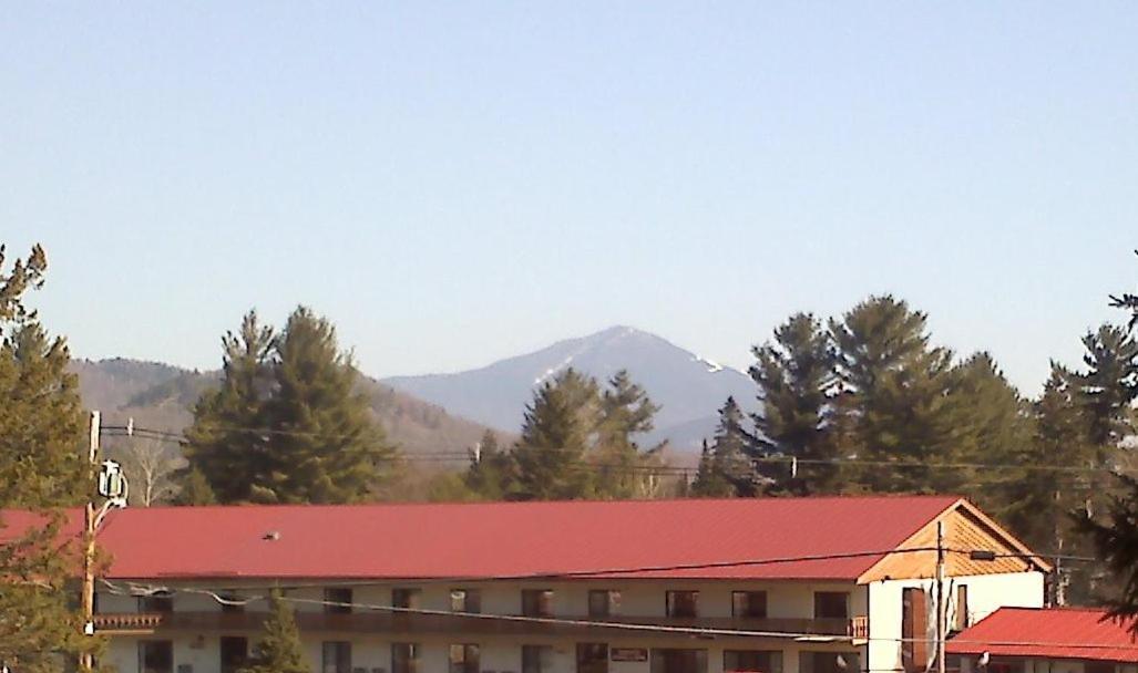 Carriage House Motor Inn Lake Placid Buitenkant foto