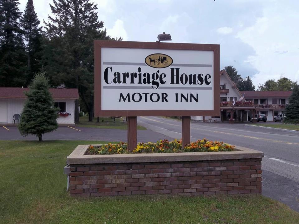 Carriage House Motor Inn Lake Placid Buitenkant foto